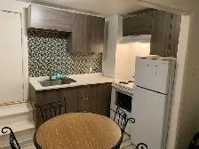 3 & 1/2 tout inclu laveuse sécheuse/3 & 1/2 all incl washer dry - Photo 2
