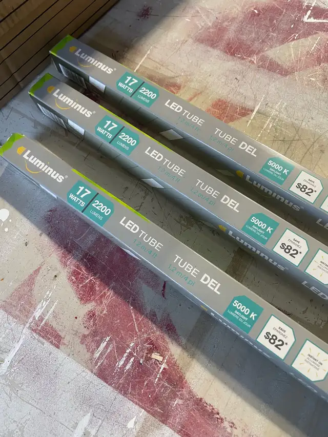 4’ LED Bulbs