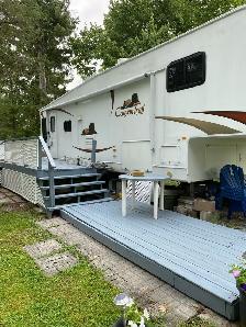 35 ft fifth wheel - Photo 2