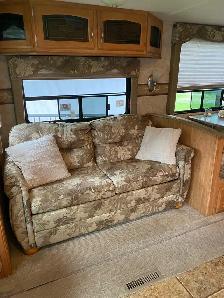 35 ft fifth wheel - Photo 4