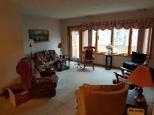 Large Executive 2bdrm 2bath Walkout Condo. $1750/m  Avail Dec 1 - Photo 10