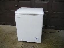 DANBY CHEST FREEZER  32' TALL BY 25' WIDE - Photo 2