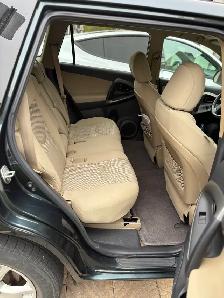 2011 Toyota RAV4 Sport 4WD – Sunroof, Winter Tires - Photo 8