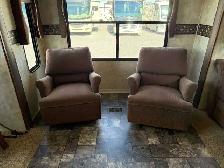 2012 Forest River Chaparral 250 RL Fifth wheels salon arrière Ch - Photo 9