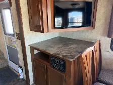 2012 Forest River Chaparral 250 RL Fifth wheels salon arrière Ch - Photo 13