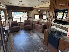 2012 Forest River Chaparral 250 RL Fifth wheels salon arrière Ch - Photo 18
