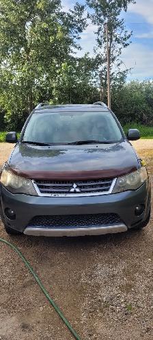 2008 Mitsubishi Outlander XLS - Photo 2
