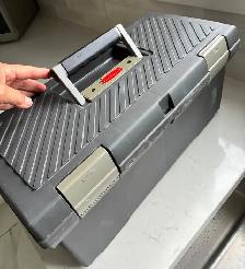 Rubbermaid Toolbox