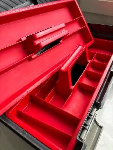 Rubbermaid Toolbox - Photo 3