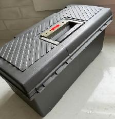 Rubbermaid Toolbox - Photo 6