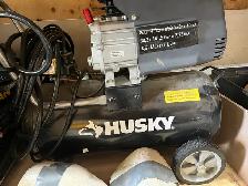 Husky air compressor - Photo 3