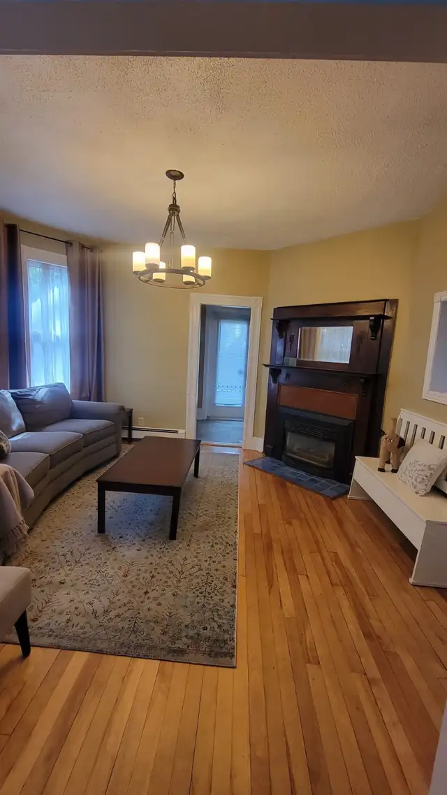 Room for Rent 850 George