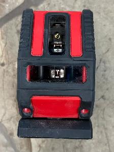 Milwaukee 3421 Cross-Laser Level (Green) in Case - Photo 2