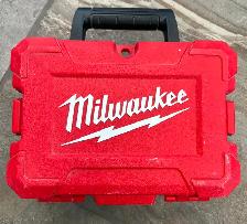 Milwaukee 3421 Cross-Laser Level (Green) in Case - Photo 7