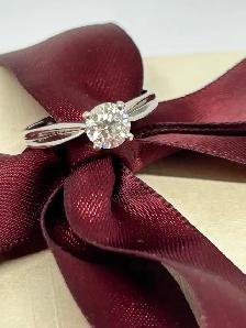 14k White Gold Solitaire Diamond Ring - Photo 7