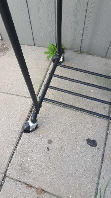Rolling cloths rack - Photo 4