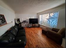 A Home of Your Own in the Desirable North Jubilee Neighbourhood - Photo 5