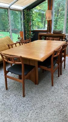 Mid century. TEAK TECK. TRÈS GRANDE Table. Chaises chairs. - Photo 2