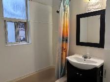 core downtown Toronto, $1,050 per month, available now. - Photo 4
