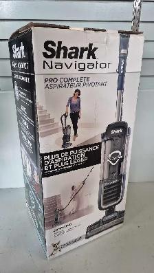 Shark Navigator Swivel Pro Complete Vacuum Cleaner (32849495) - Photo 3