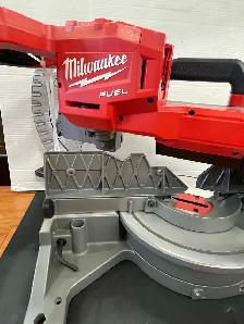 MILWAUKEE FUEL COMPOUND SLIDING MITER SAW 2734-20 - Photo 2