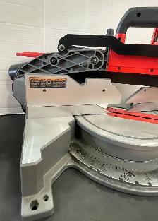 MILWAUKEE FUEL COMPOUND SLIDING MITER SAW 2734-20 - Photo 7