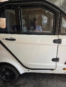 Mini Mobility Scooter for Sale - Photo 2