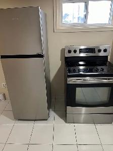 Bachelor Apartment Available December 1st - Photo 2