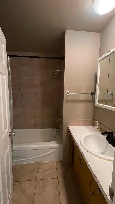 FOR RENT 1 bd apartment - 11916-105 St  Edmonton, AB - Photo 5