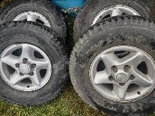 265-75R16x4 Mags Dodge RAM 1500 2006. Bolt Pattern 5x139.7.