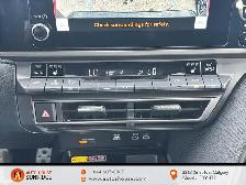 2025 Toyota Camry SE Upgrade AWD LEATHER SEATS LANE ASSIST SUNRO - Photo 17