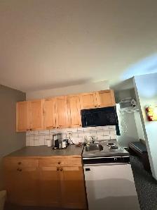 MONTHLY ROOMS AVAILABLE - Photo 3