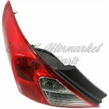 Nissan Versa Sedan 2012-2019 Tail Lights Left and Right - Photo 4