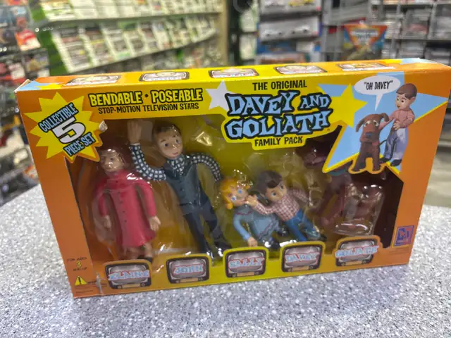 NJ Croce 2002 Davey And Goliath Poseable Figure Set Boxed