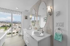 DOWNTOWN CONDO - VIEWS, SPACE, PRIVACY PARKING! 1504 1151 Sunset - Photo 9