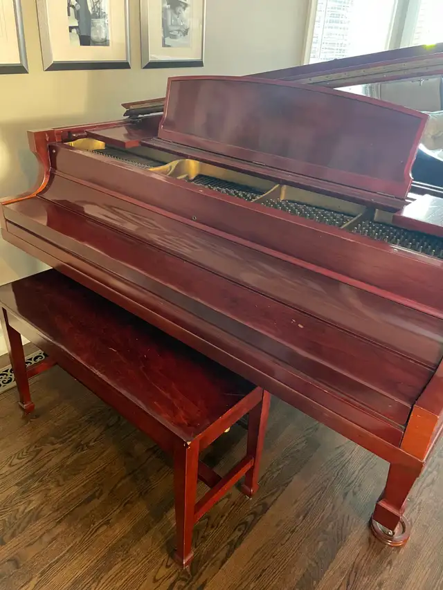 Lester Piano Co. (Philadelphia)  - Baby Grand Piano
