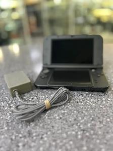 New Nintendo 3DS XL System Metallic Black