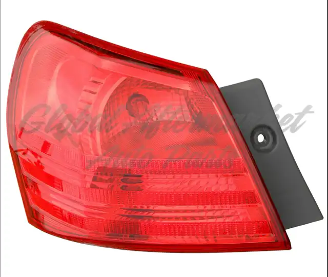 Nissan Rogue Select 2014-2015 Tail Lights Left and Right