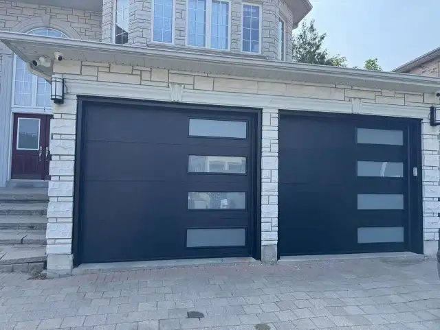 ⭐️NEW GARAGE DOORS⭐️