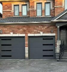 ⭐️NEW GARAGE DOORS⭐️ - Photo 7