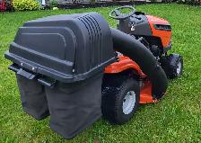 YTA 18542 Husqvarna Lawn Tractor with Bagger - Photo 5
