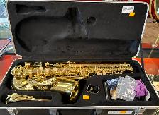 Etude Alto Student Saxophone Complete Like-New in Case