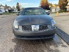 2004 Nissan Maxima SE, 3.5L, V6, 4 dr, FWD