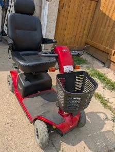 Pride Scooter for sale asking $1050 OBO - Photo 6