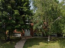 2 Bdrm Apt steps to Downtown Whitby