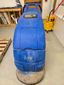 Clarke Technology Encore Commercial Floor Scrubber – $1,800 OBO - Photo 7