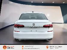 2022 Volkswagen Passat Highline Leather LEATHER SEATS SUNROOF BA - Photo 4