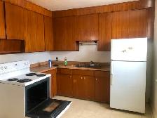 ALL Utilities Included - 3 Bed 1 Bath Located in South Winnipeg! - Photo 2