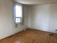 ALL Utilities Included - 3 Bed 1 Bath Located in South Winnipeg! - Photo 3