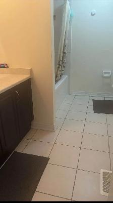 Room for rent - Photo 3